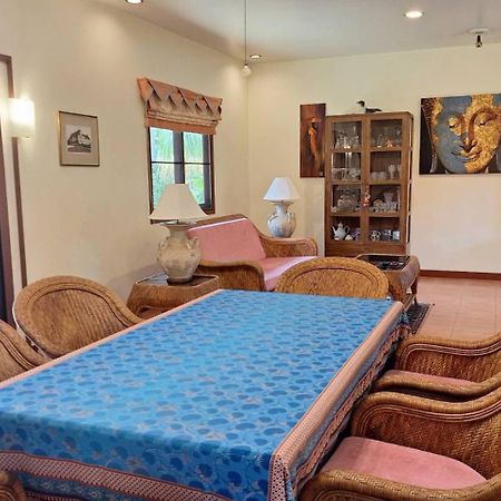 Nai Harn Villa Pimlada מראה חיצוני תמונה