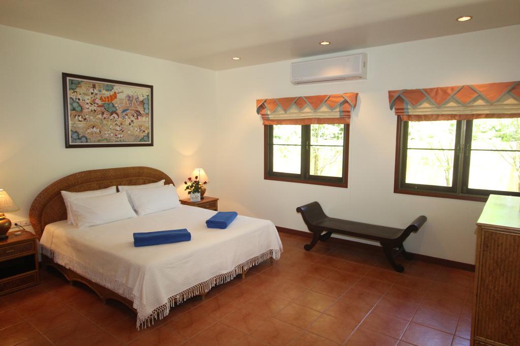 Nai Harn Villa Pimlada מראה חיצוני תמונה